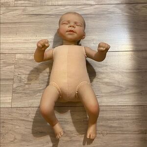 Lifelike Baby Doll Infant Doll w/ Silicone Arms/Legs & Soft Body
